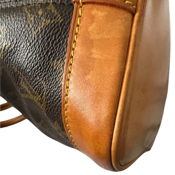 Louis Vuitton Alma - Picture 8 of 16